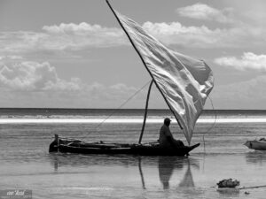Black&white picture of a traditional Dow in Zanzibar
