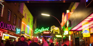 Reeperbahn, St Pauli, Grosse Freiheit, Red Light Quarter in Hamburg, colorful neon lights