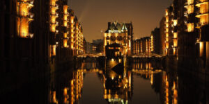 Picture of the famous tea house by night in the old town part Speicherstadt of Hamburg, Germany